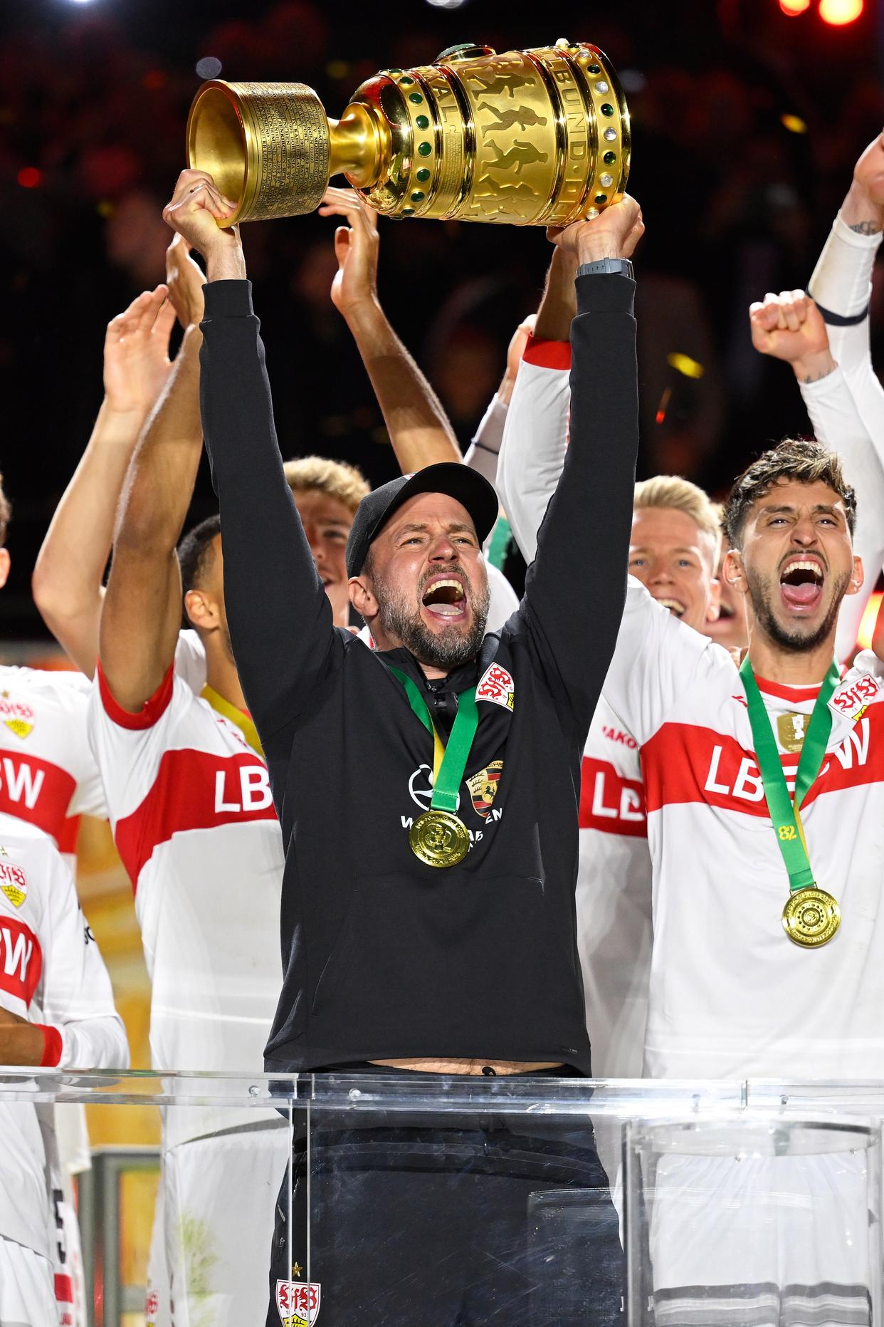 包含德国队前途光明！，Rookie新星重返赛场表现突出上演精彩一战的词条-九游官网